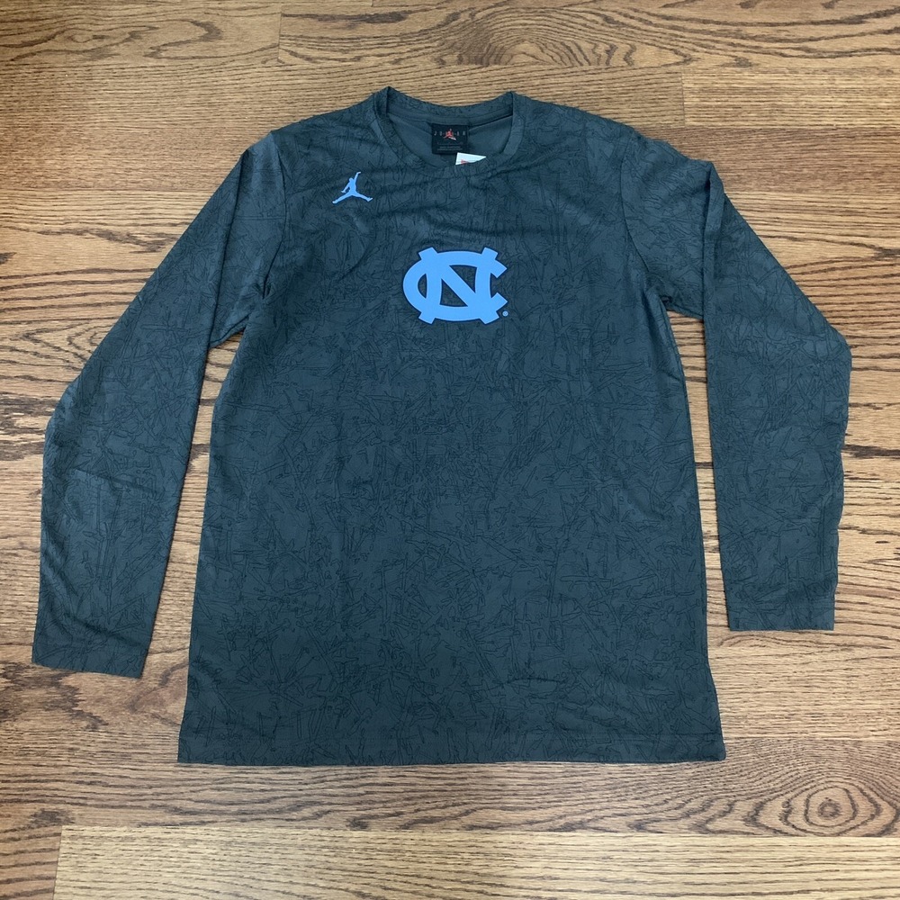 Jordan Nike UNC Tar Heels DRI-FIT Long Sleeve Shirt Grey Men's Small DQ9928-060